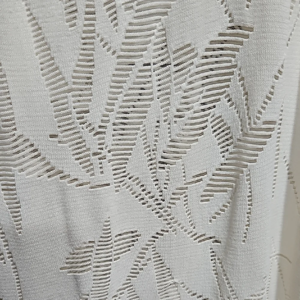 Chic Cream V-Neck Women's Tunic/Swim Suit Cover-up. - Picture 2 of 5